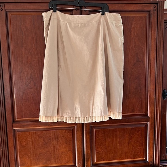 Talbots new embellished skirt - Picture 5 of 5